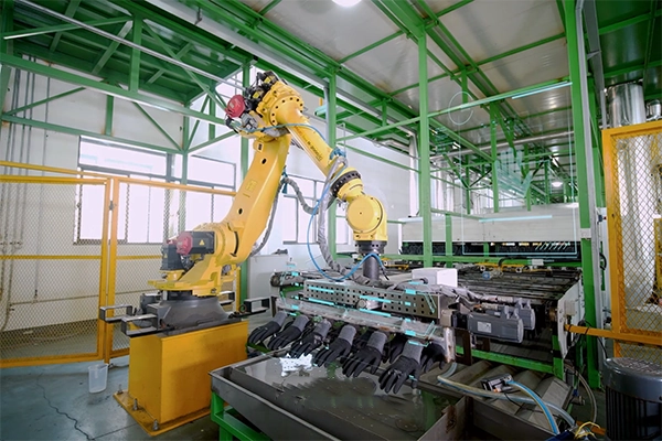 Customized Safety Gloves OEM/ODM and Branding Solutions Display